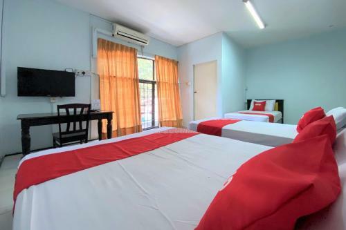 Oyo 90159 Zahaar Hotel