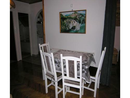 Holiday Home Hegyalja Utca-vonyarcvashegy