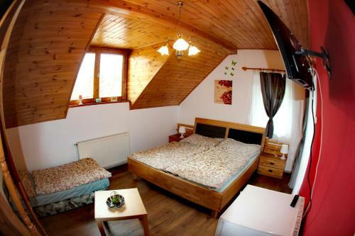 Hostal Gy�ngyvir�g H�z