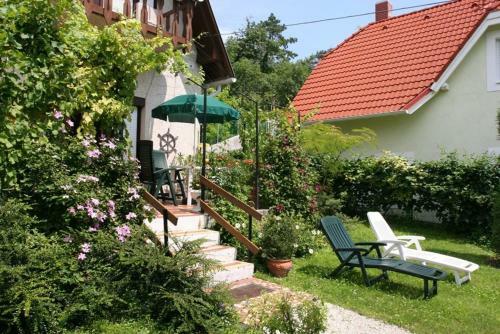 Holiday Home Vonyarcvashegy 1