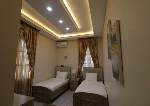 Marshall Hotel Apartments