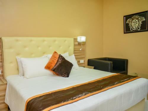 Bedouin Hotel & Suites