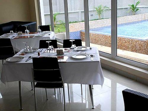 Hostal Room In Lodge - Aloha Hotel And Resorts