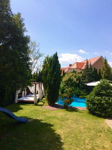 Hostal Szent Kristof Panzio