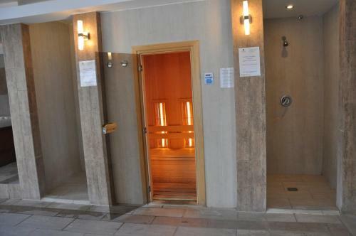 Aqua Wellness Apartments