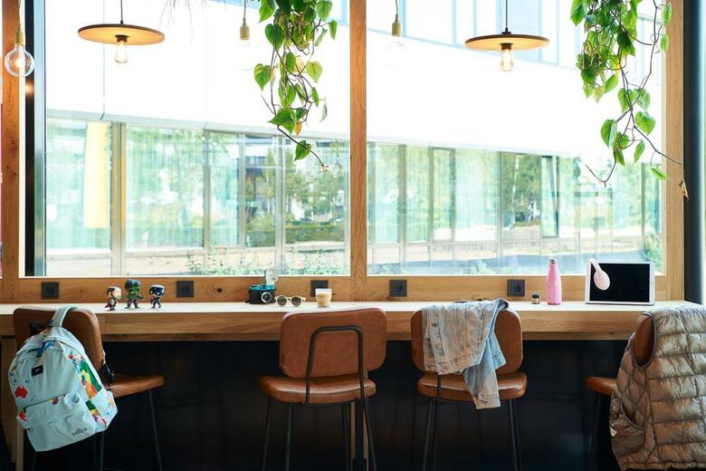 Hotel Moxy Amsterdam Schiphol Airport