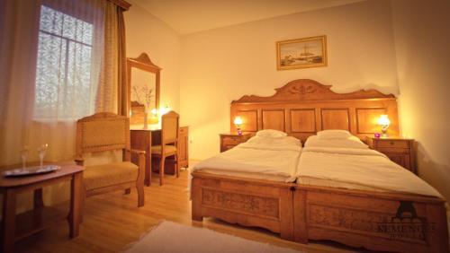 Hostal Kemenc�s Cs�rda �s Panzi�