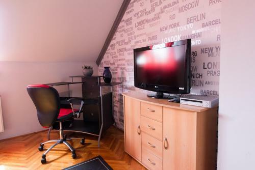 Hostal Krist�f Vend�gh�z