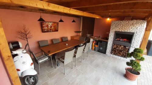 �lom Apartman