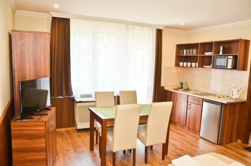 Albergue M�dia Panzi� �s Apartmanh�z