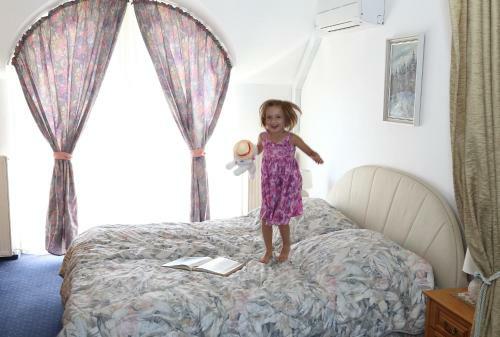 Hotel Wessel�nyi
