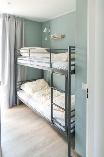 8p Luxe Bungalow Met Serre