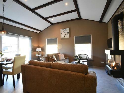 Premium Chalet In Sint Annaland With Garden