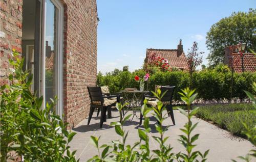 Stunning Home In Sluis W/ Wifi And 2 Bedrooms