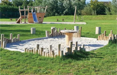 Three-bedroom Holiday Home In Tzummarum