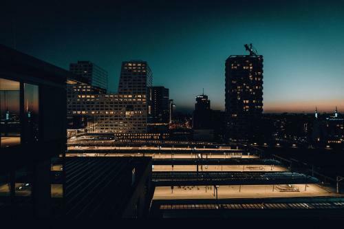 Creative Valley Nest ? Luxury Rooftop Apartments
