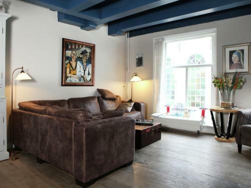 Historic Building Within Walking Distance From The Beach And The Boulevard.
