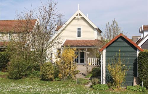 Four-bedroom Holiday Home In Wemeldinge