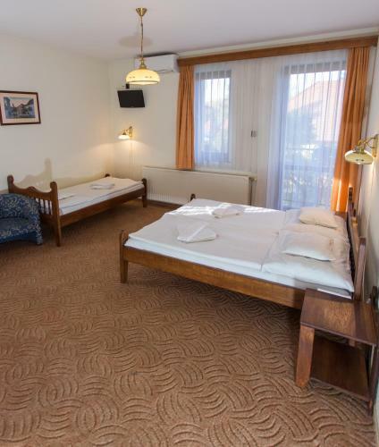 R�v�sz Hotel, Restaurant And Rosa Spa