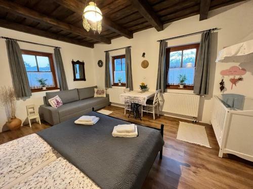 Hostal Cseri Porta