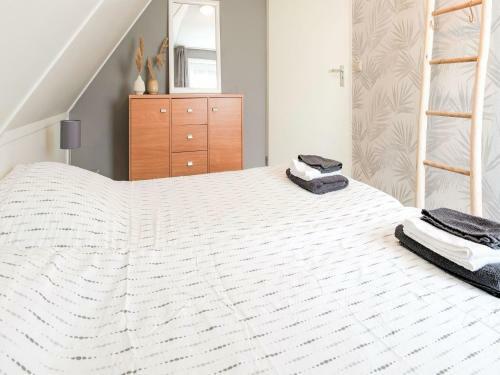 Captivating Holiday Home In Zeewolde Near Forest