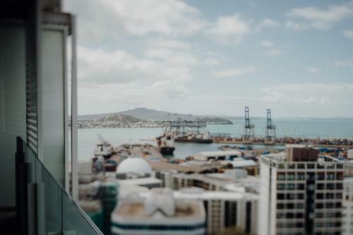 Apartamento Spectacular Views, 2 Bedroom At The Quadrant Hotel