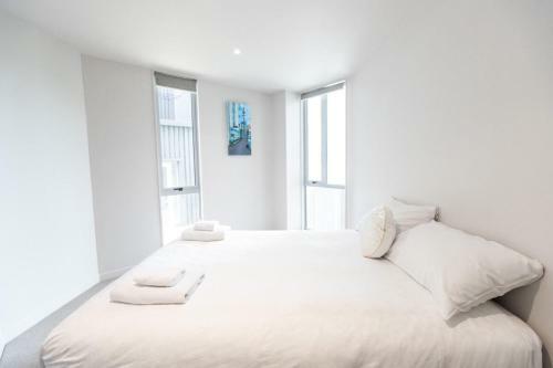 Large Four Bdr Apartment - Walk To Mallstadium