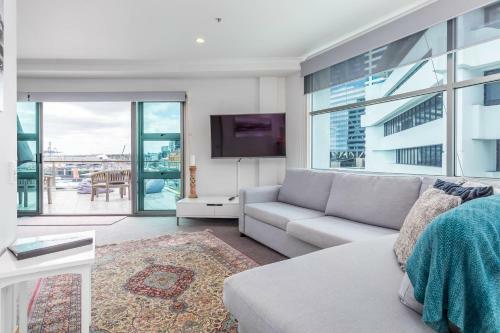 Apartamento Stunning Waterfront Location With Huge Balcony!