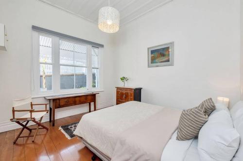 Classic 3br Home Just Steps To Ponsonby Rd