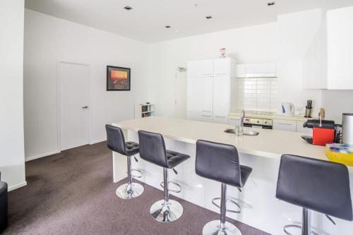 Apartamento Modern 2bdrm Apt In Auckland Cbd With Parking
