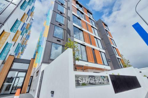 Apartamento Takapuna Contemporary 2br W/ Carpark