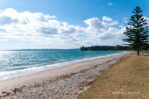 Sea-batical - Auckland Holiday Home