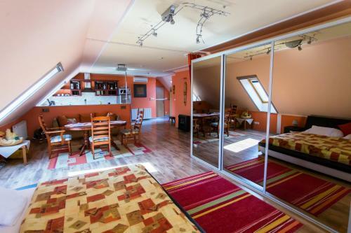 Bajor Panzi� Aparthotel B�k-b�kf�rd?, Adults Only 12plus