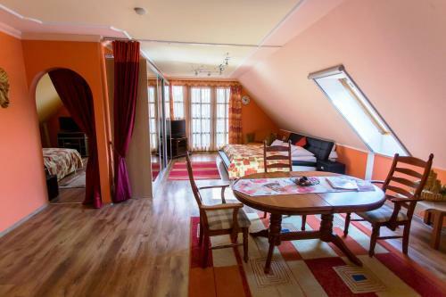 Bajor Panzi� Aparthotel B�k-b�kf�rd?, Adults Only 12plus