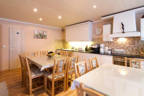 Janza Apartmanh�z