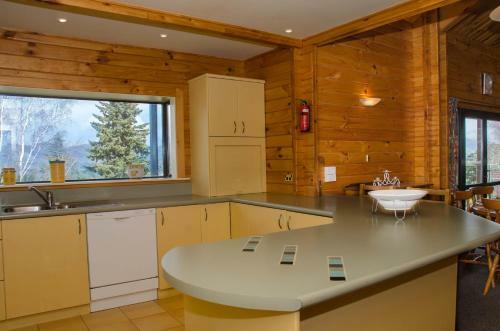 Alpine On Oregon - Hanmer Springs Holiday Home
