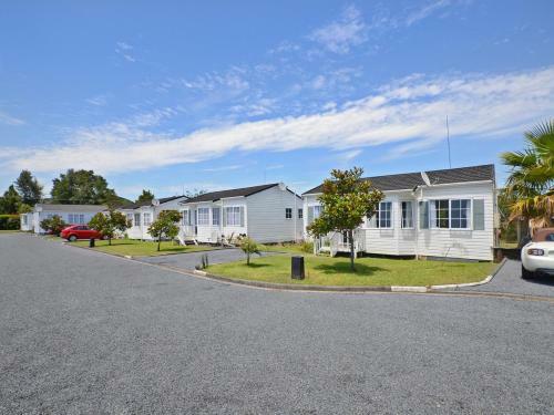 Serenity Cottage - Paihia Holiday Home