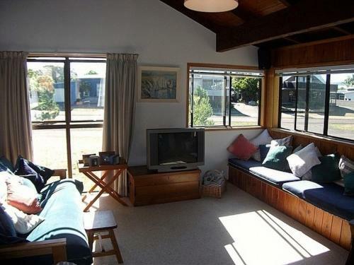 Brigadoon - Pauanui Holiday Home