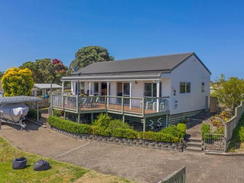 Harbour View Haven - Pauanui Holiday Home