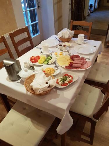 Bed & Breakfast Gomb�s K�ria Mension