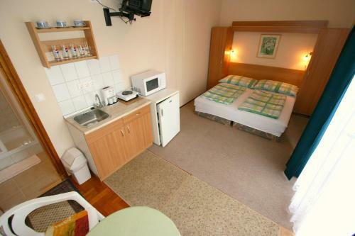 Hostal S�le Apartments & Rooms