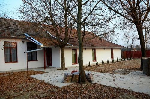 Hostal Fatornyos Tanyasi Vend�gh�z
