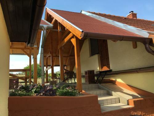 Hostal Villa Teleki