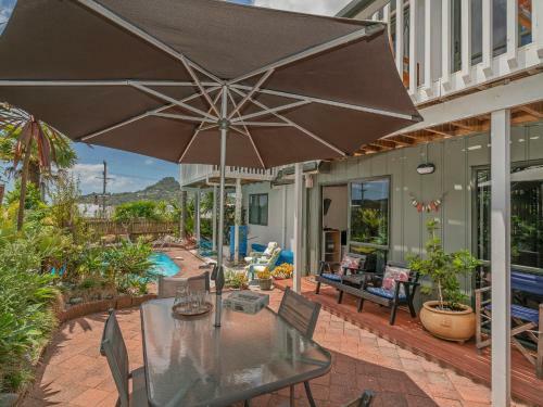 Harbour View - Tairua Holiday Home