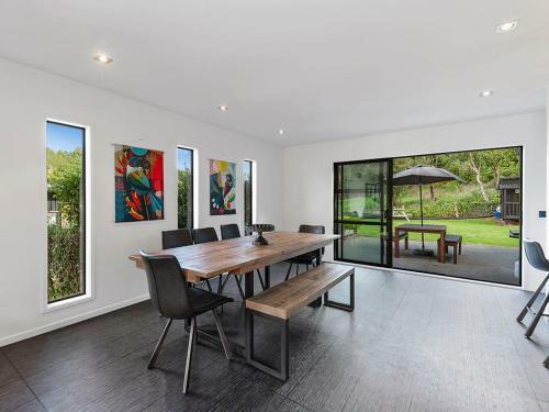 River Retreat - Taupo Holiday Home