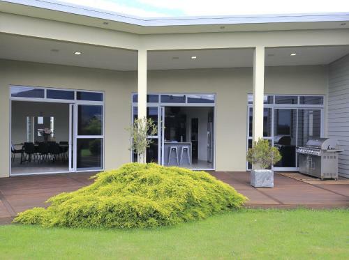 Luxury On Howden - Te Anau Holiday Home