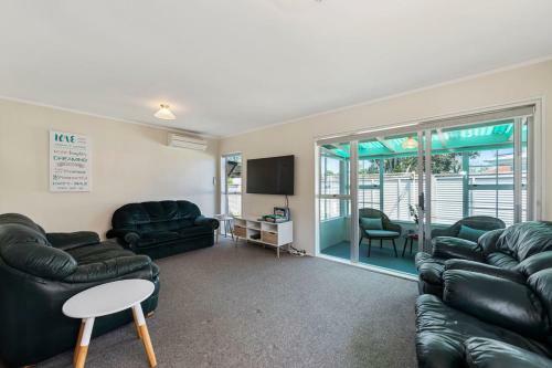 Casa Nostra - Mt Maunganui Bach