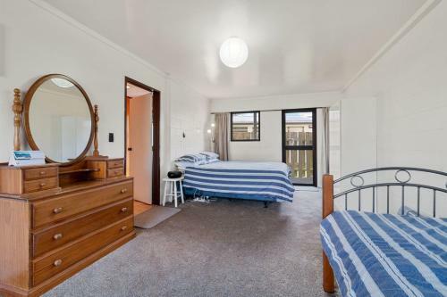 Downtown Mountview - Mt Maunganui Holiday Home