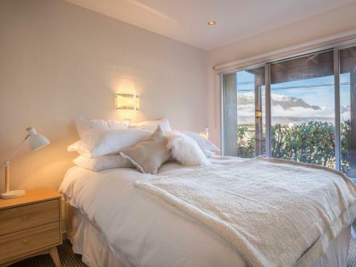 Central Style - Queenstown Holiday Home