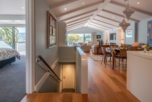 Paradise Palms - Akaroa Holiday Apartment